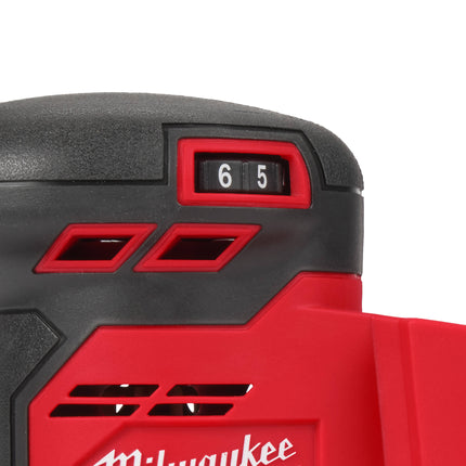 Milwaukee M18 BQSS-502B 1/4" Vlakschuurmachine - 2x5Ah 18V