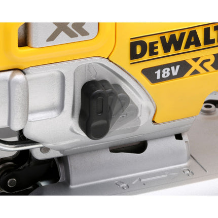 DeWalt DCS334NT-XJ 18V XR Brushless Decoupeerzaag