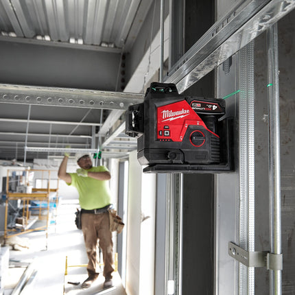 Milwaukee M12™ driedimensionale laser met 3 groene 360° laser cirkels - M12 3PL-0C