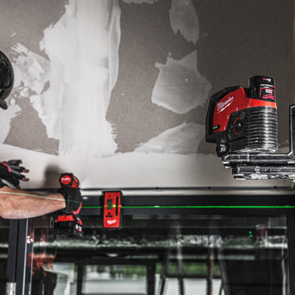 Milwaukee M12 CLLP-301C Groene Kruislijnlaser/Loodlaser - 1x3Ah 12V