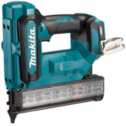 Makita FN001GA202 40 V Max Brad tacker