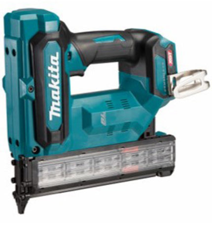 Makita FN001GA202 40 V Max Brad tacker